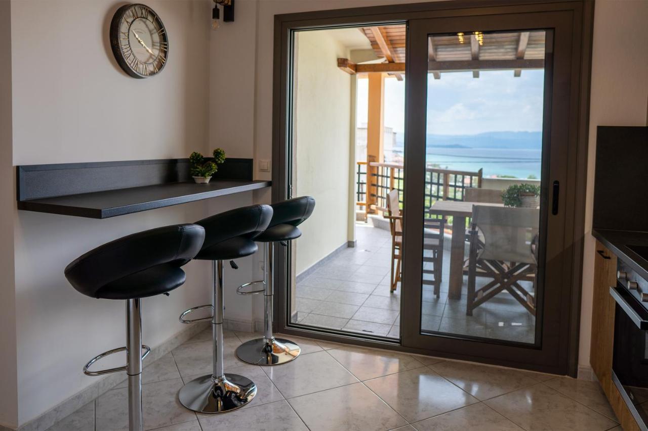 Sea View Apartment Grek Nea 4 Néa Róda Kültér fotó