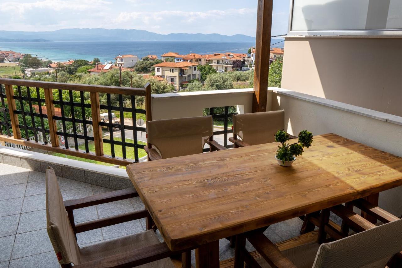 Sea View Apartment Grek Nea 4 Néa Róda Kültér fotó